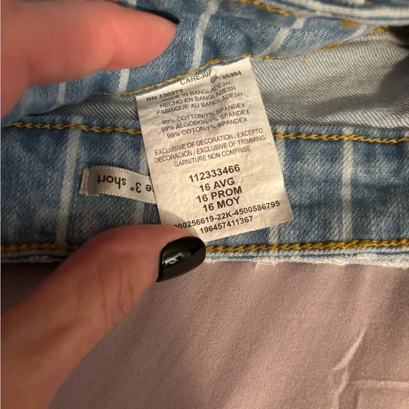 Wrangler Jean shorts - Picture 4 of 4